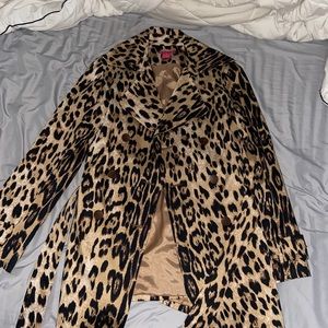 Leopard trench/swing coat